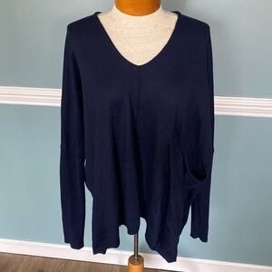 Karisma RAVEN TOP sweater. Navy. Large oversized pocket. Artsy Lagenlook M/L